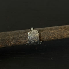 The Hague Crest - 6